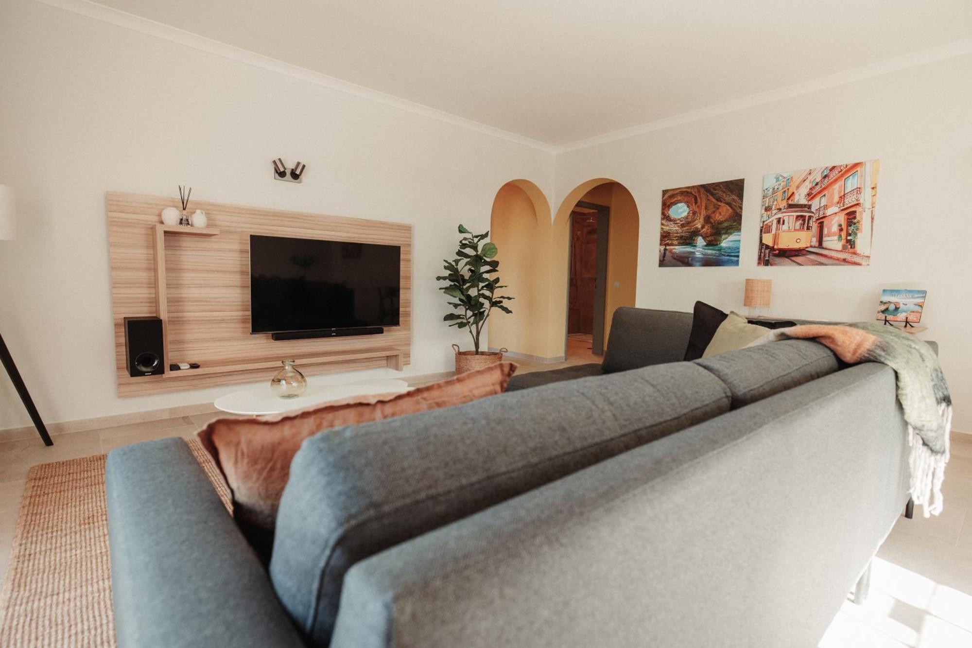 Casa Velha Apartments - Adults Friendly アルブフェイラ 部屋 写真