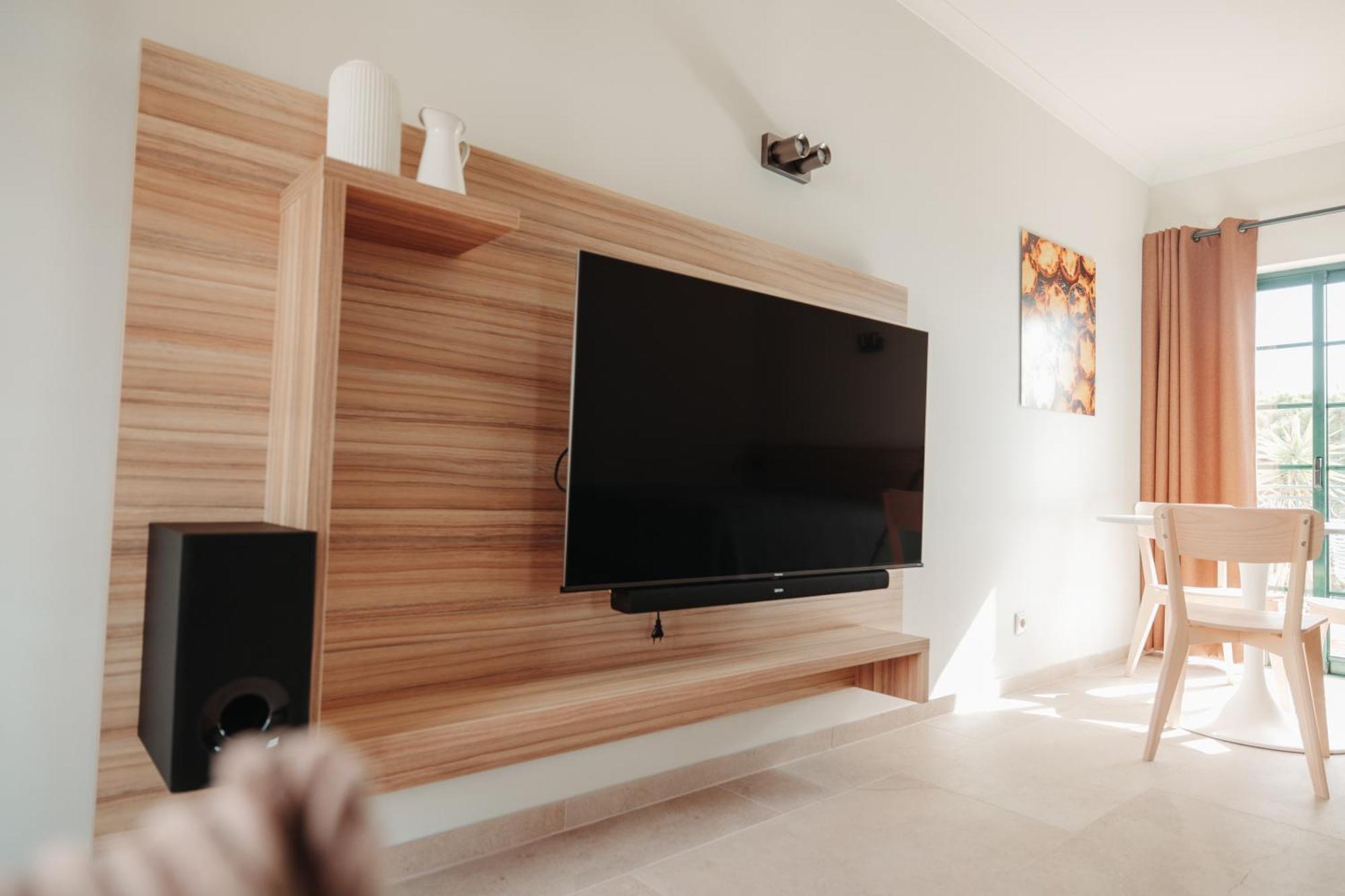 Casa Velha Apartments - Adults Friendly アルブフェイラ エクステリア 写真